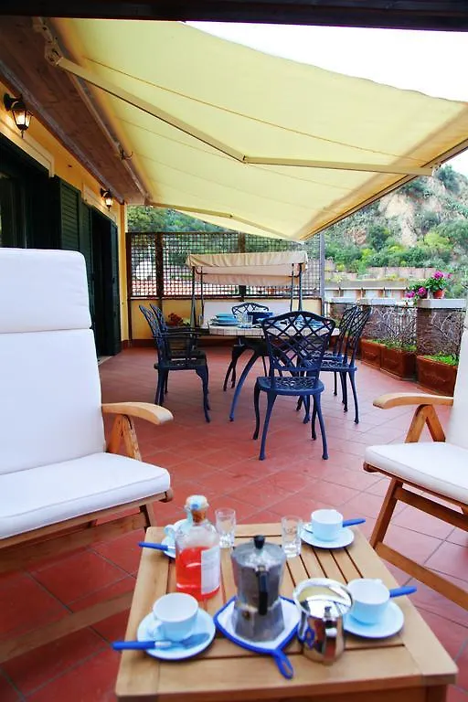 شقة تاورمينا  في Tao Blue House